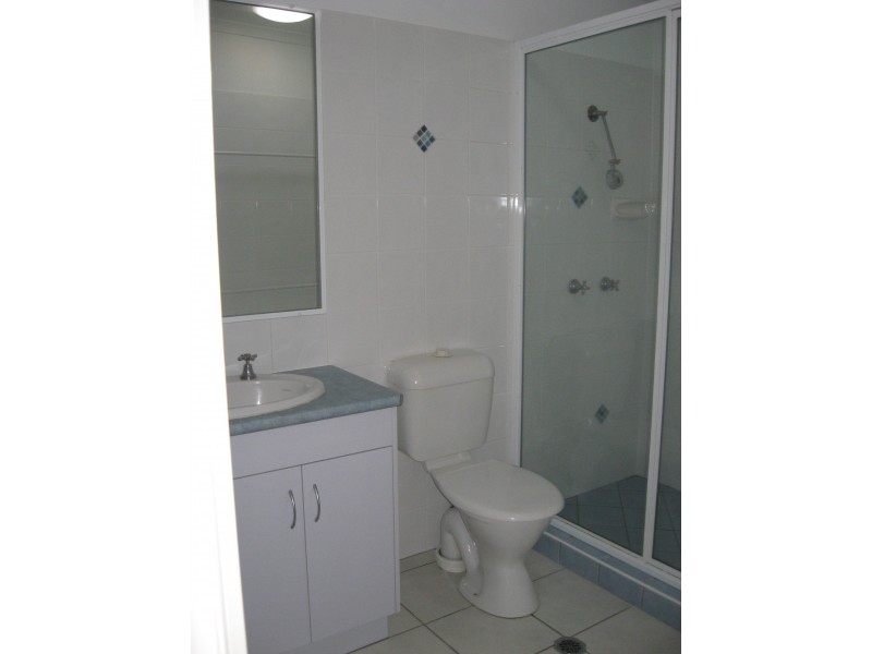 3/4 Whistler Way, Mount Pleasant QLD 4740