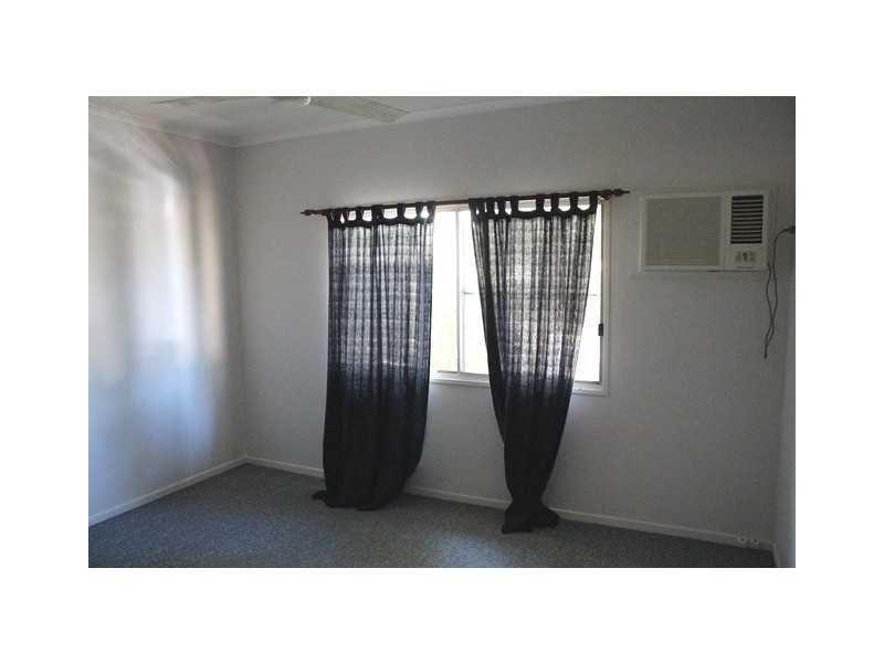 47 McCool Street, Moranbah QLD 4744