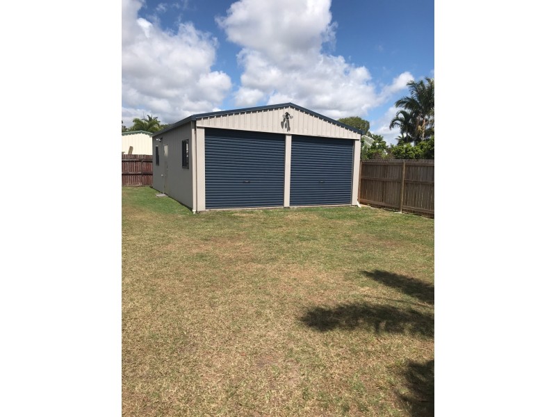 8 Azalea Court, Beaconsfield QLD 4740