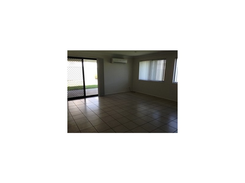 60 Hannay Street, Moranbah QLD 4744