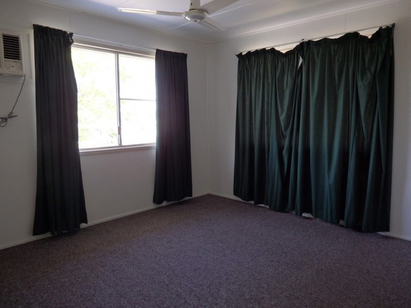 17 Scott Street, Dysart QLD 4745