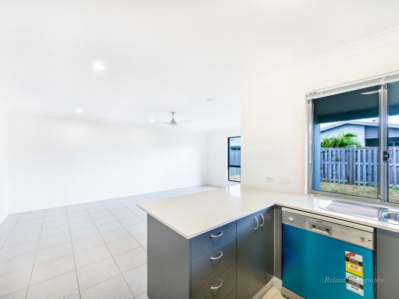 11 Cable Court, Blacks Beach QLD 4740