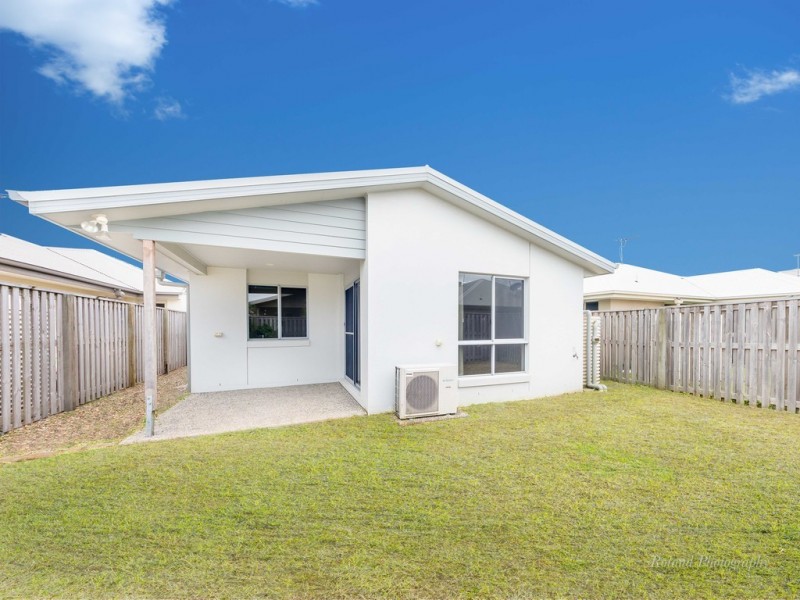 11 Cable Court, Blacks Beach QLD 4740
