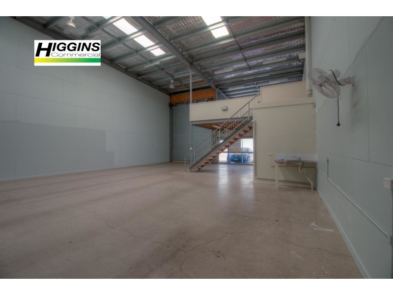 2/13 CARL, Mackay QLD 4740