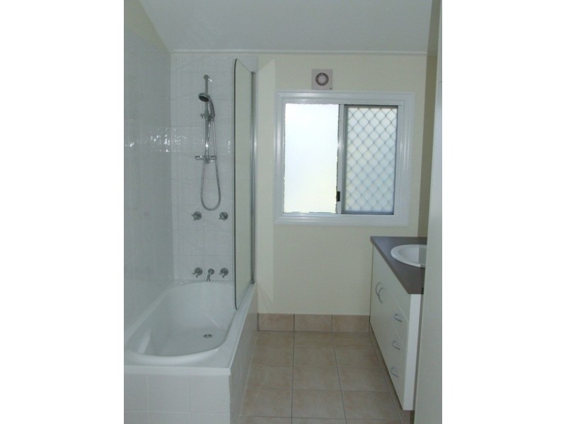 6 Kellys Road, Walkerston QLD 4751