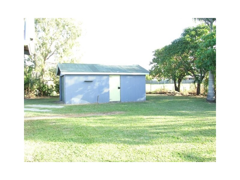 6 Kellys Road, Walkerston QLD 4751