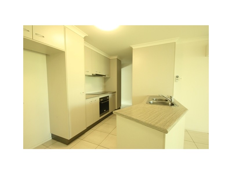 2/10 Turner Street, Mackay QLD 4740