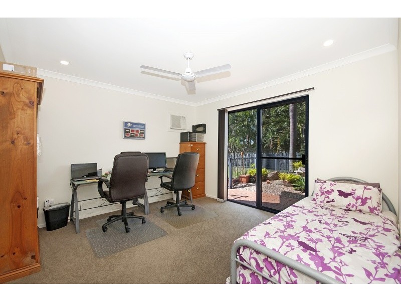 34 Adair Court, Rural View QLD 4740