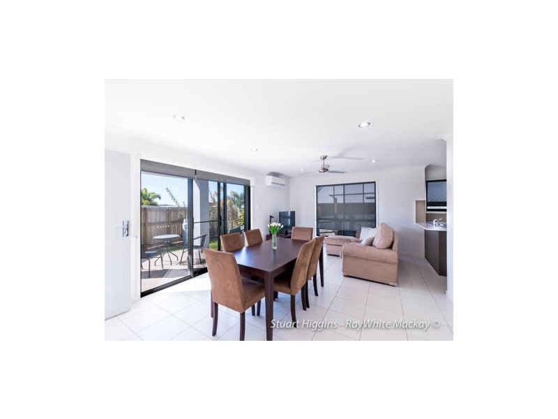 3/30 Dustwill Street, Eimeo QLD 4740