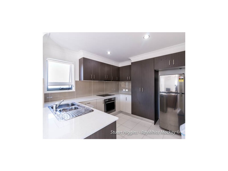 3/30 Dustwill Street, Eimeo QLD 4740