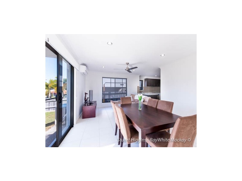 3/30 Dustwill Street, Eimeo QLD 4740