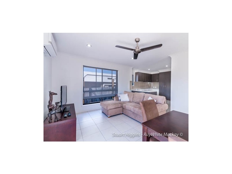 3/30 Dustwill Street, Eimeo QLD 4740