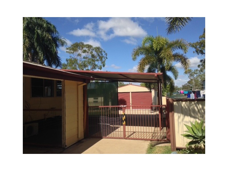 11 Murphy Street, Dysart QLD 4745
