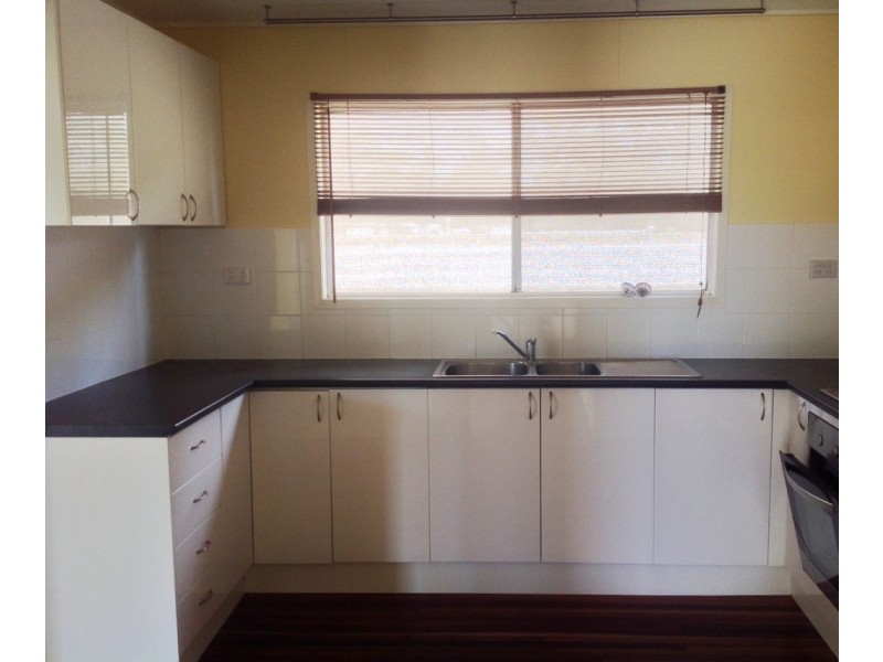 5 Scott Street, Dysart QLD 4745