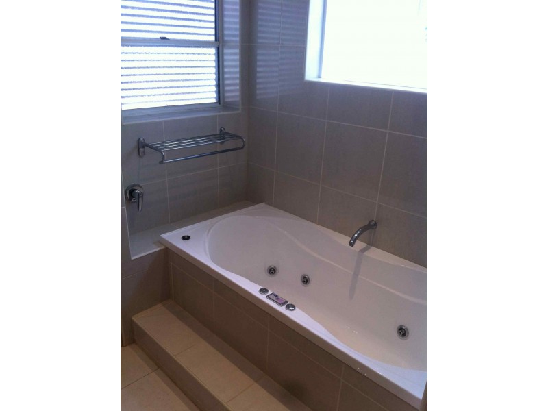 2/19 Marina Parade, Mackay Harbour QLD 4740