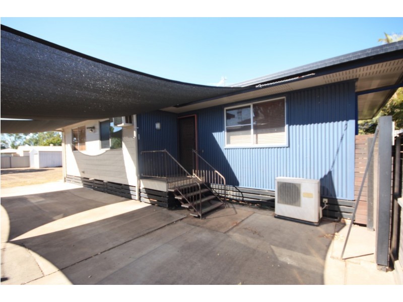 27 Belyando Avenue, Moranbah QLD 4744