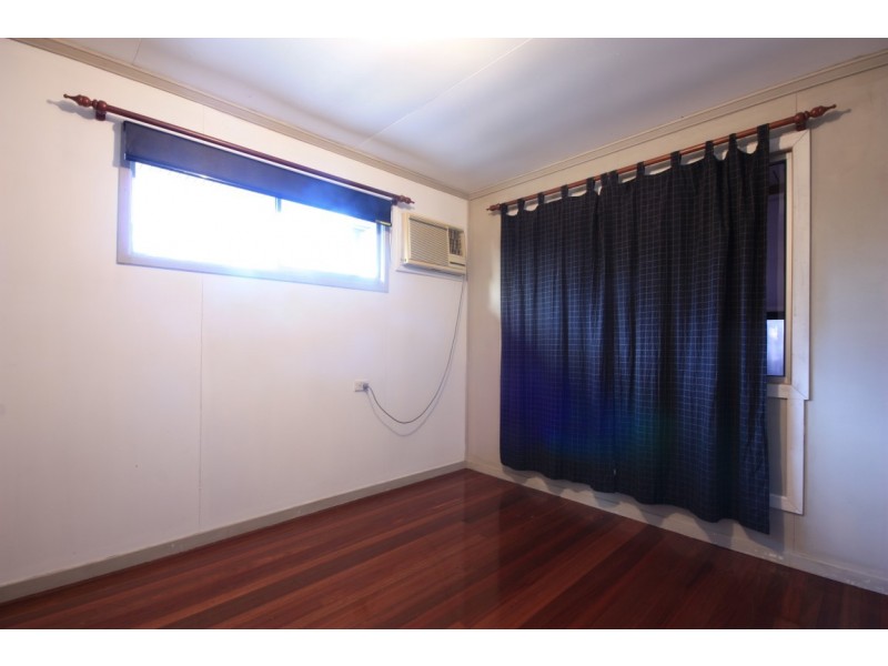 27 Belyando Avenue, Moranbah QLD 4744