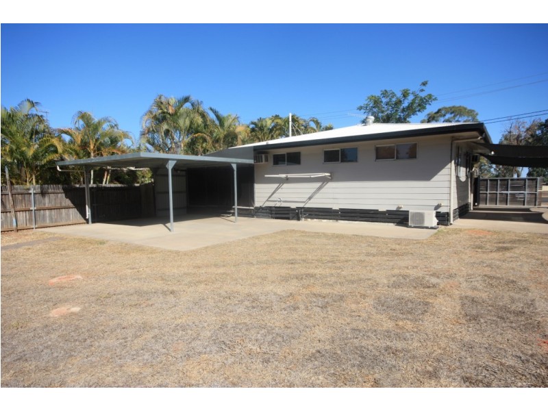 27 Belyando Avenue, Moranbah QLD 4744