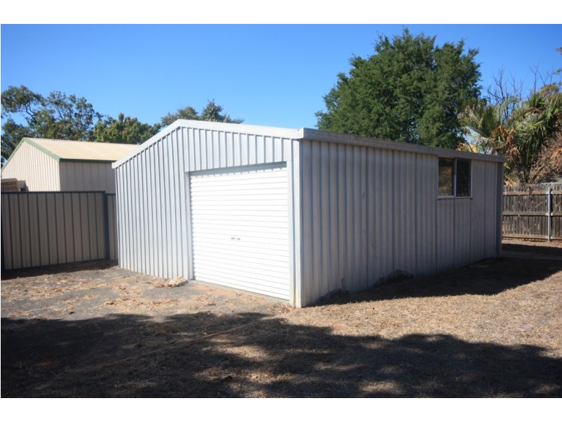 27 Belyando Avenue, Moranbah QLD 4744