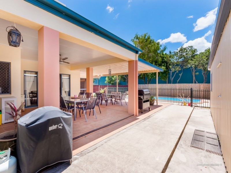 15 Suncrest Court, Mount Pleasant QLD 4740