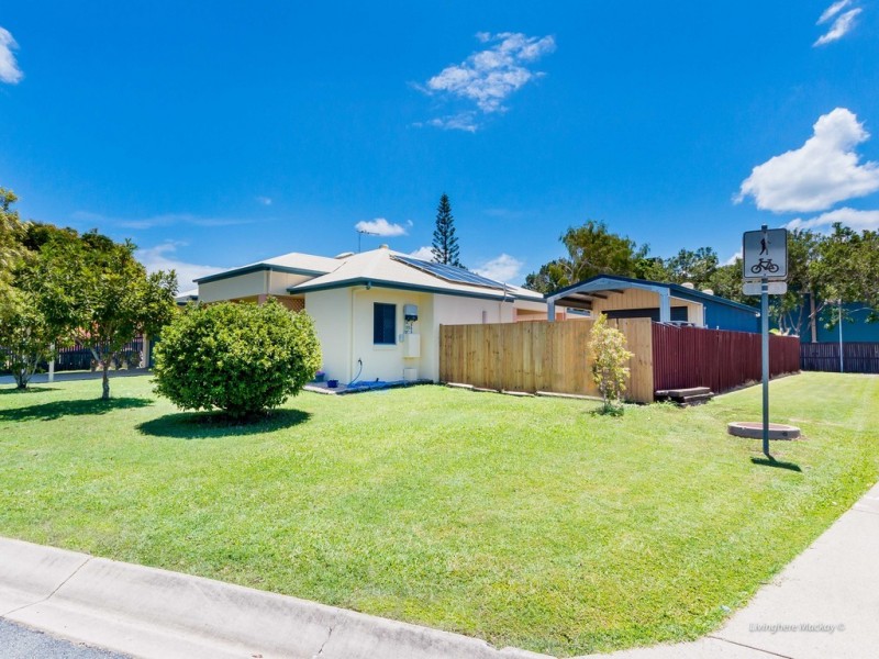 15 Suncrest Court, Mount Pleasant QLD 4740