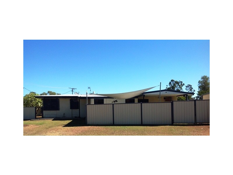 16 Macdonald Street, Dysart QLD 4745