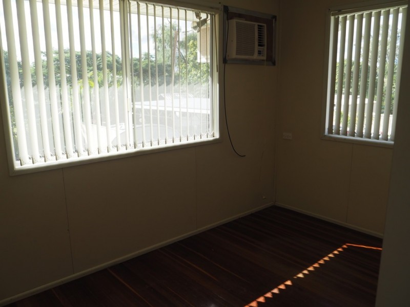 12 Caleb Crescent, Dysart QLD 4745