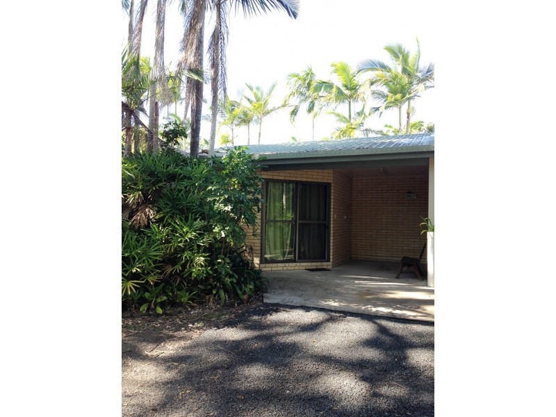 5/4 Symons Avenue, Bucasia QLD 4750