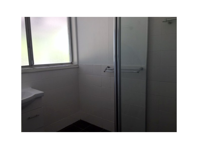 33 Hannah Crescent, Dysart QLD 4745