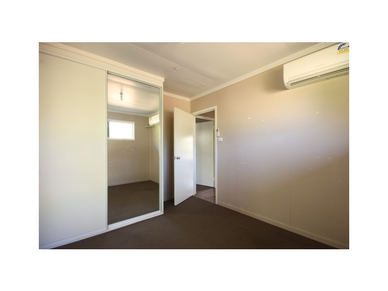 18 Herbert Court, Moranbah QLD 4744