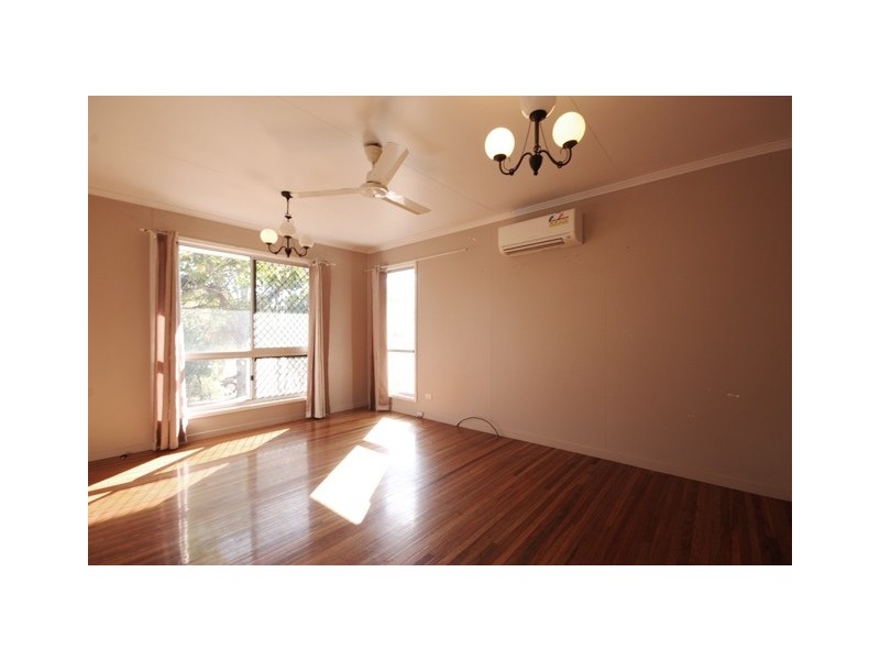 18 Herbert Court, Moranbah QLD 4744
