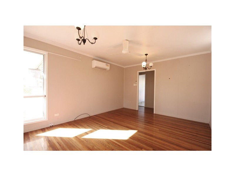 18 Herbert Court, Moranbah QLD 4744