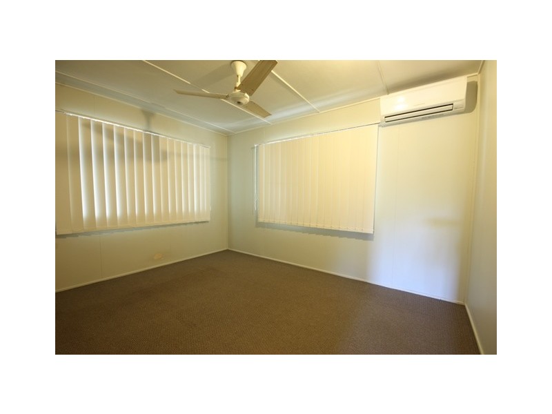 52 Archer Drive, Moranbah QLD 4744