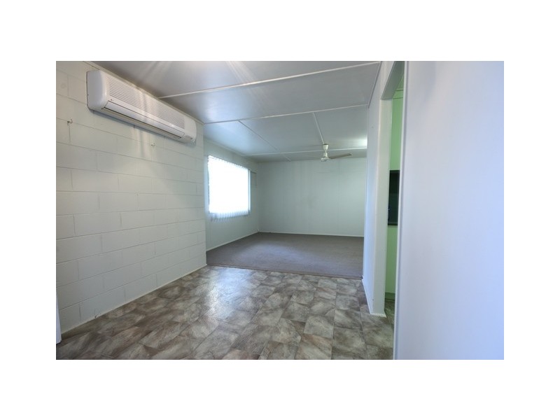 52 Archer Drive, Moranbah QLD 4744