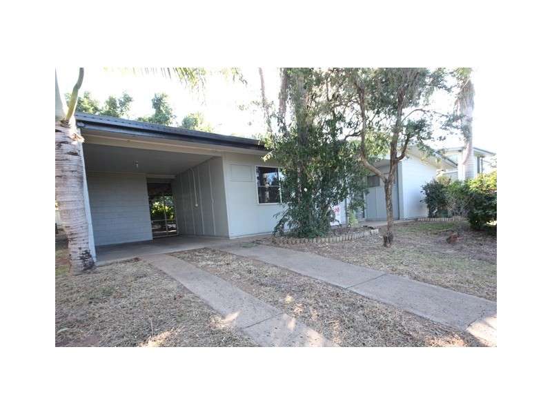 52 Archer Drive, Moranbah QLD 4744