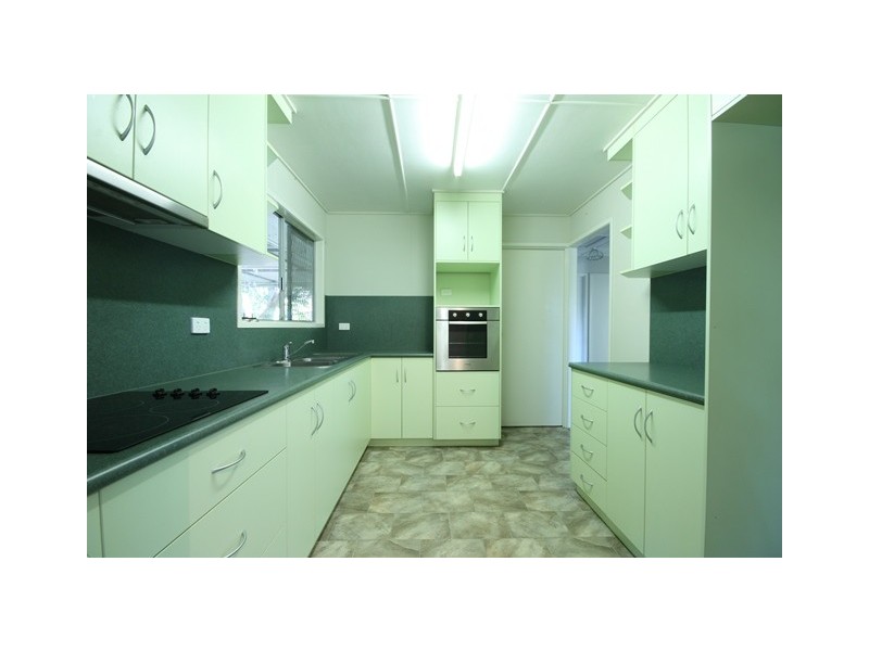 52 Archer Drive, Moranbah QLD 4744