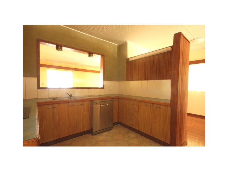 24 Bovey Street, North Mackay QLD 4740