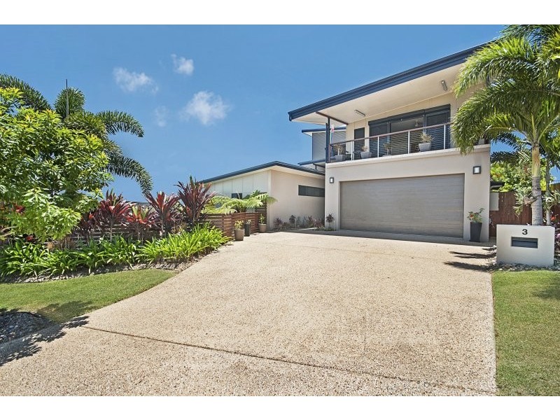 3 Coralcove Court, Blacks Beach QLD 4740