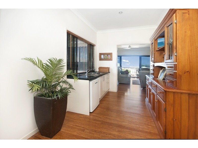 3 Coralcove Court, Blacks Beach QLD 4740
