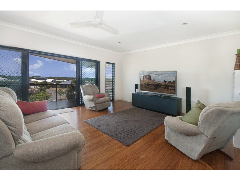 3 Coralcove Court, Blacks Beach QLD 4740