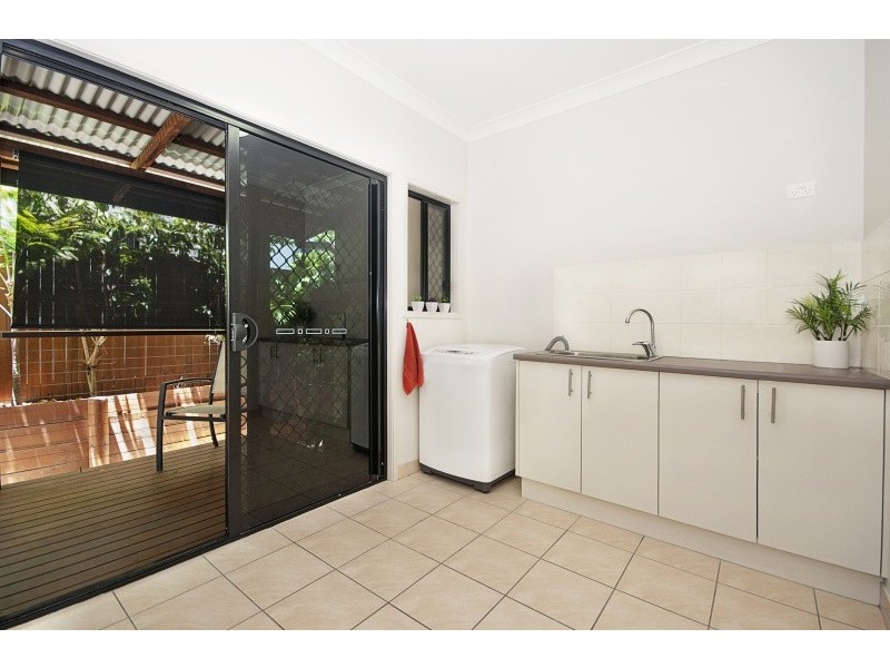 3 Coralcove Court, Blacks Beach QLD 4740