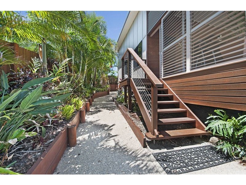 3 Coralcove Court, Blacks Beach QLD 4740