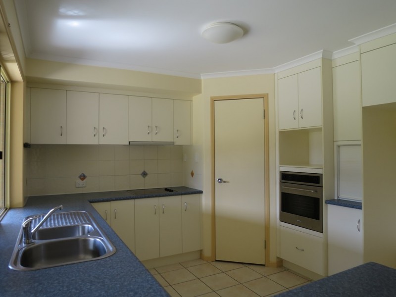 14 Admiralty Way, Bucasia QLD 4750