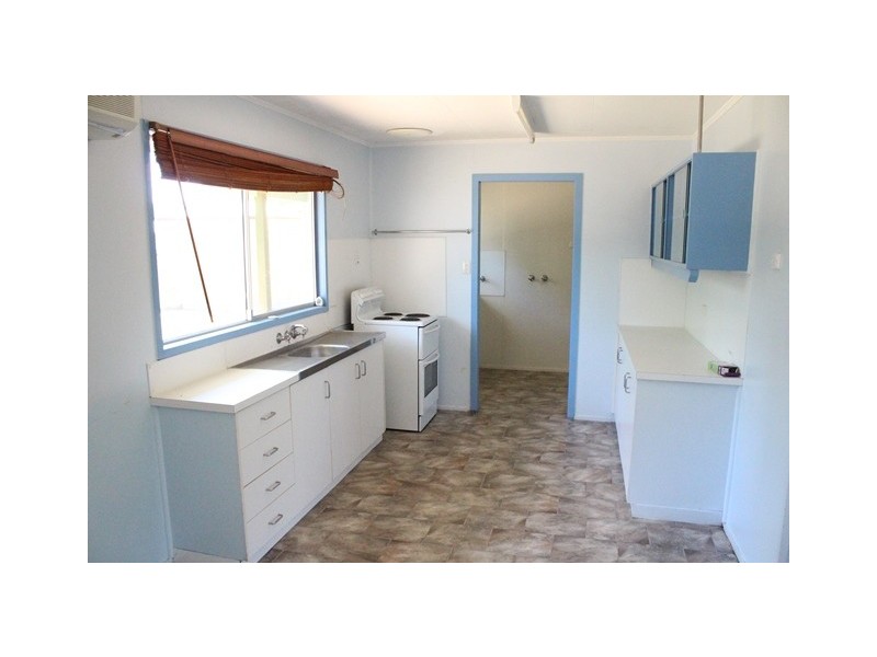 149 Mills Avenue, Moranbah QLD 4744