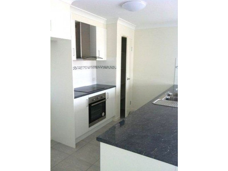 59 Hoffman Drive, Marian QLD 4753