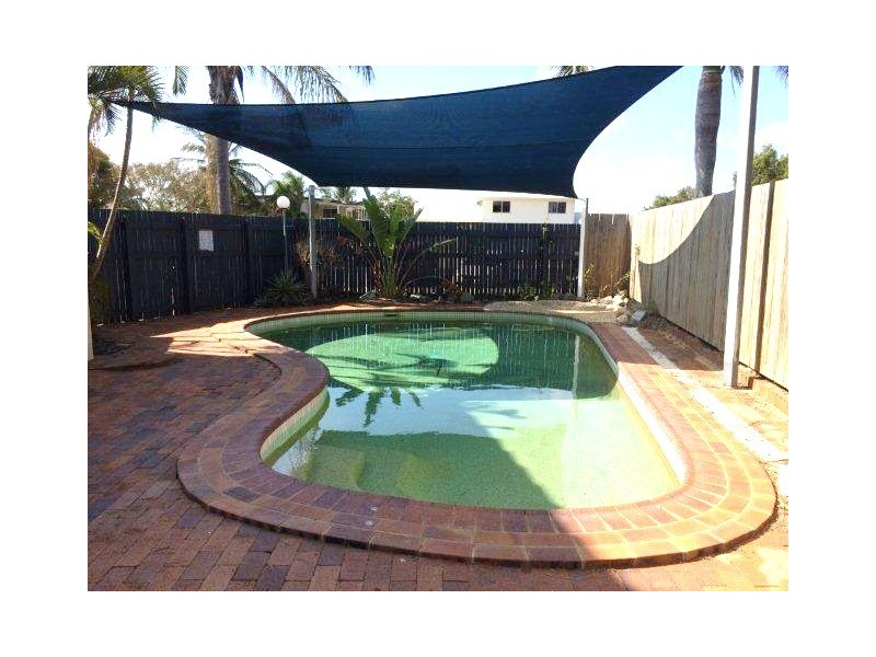 2/7-9 Bridge Road, East Mackay QLD 4740