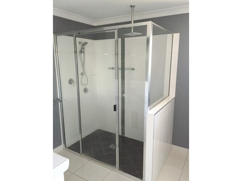 12 Makybe Diva Drive, Ooralea QLD 4740