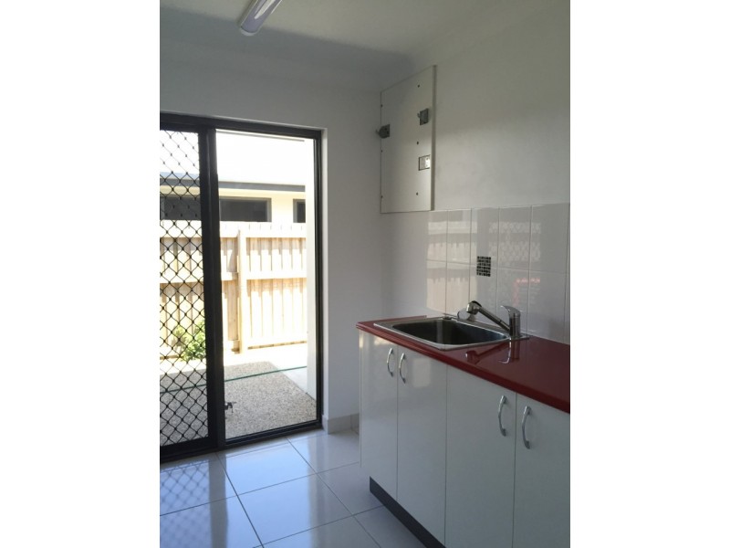 12 Makybe Diva Drive, Ooralea QLD 4740