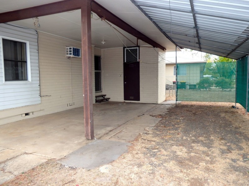 24 Crawford Street, Dysart QLD 4745