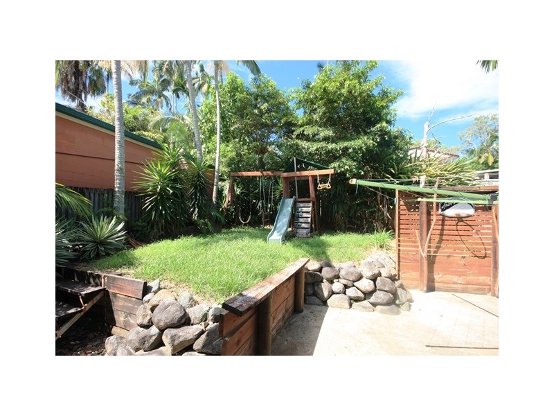 102 Mango Avenue, Eimeo QLD 4740